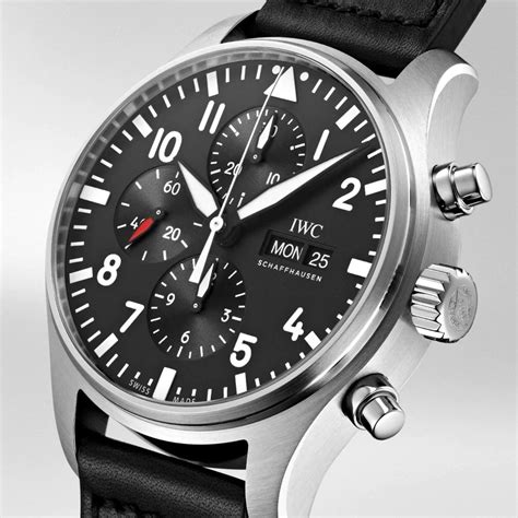 iwc fliegeruhr automatico|iwc pilot watch price.